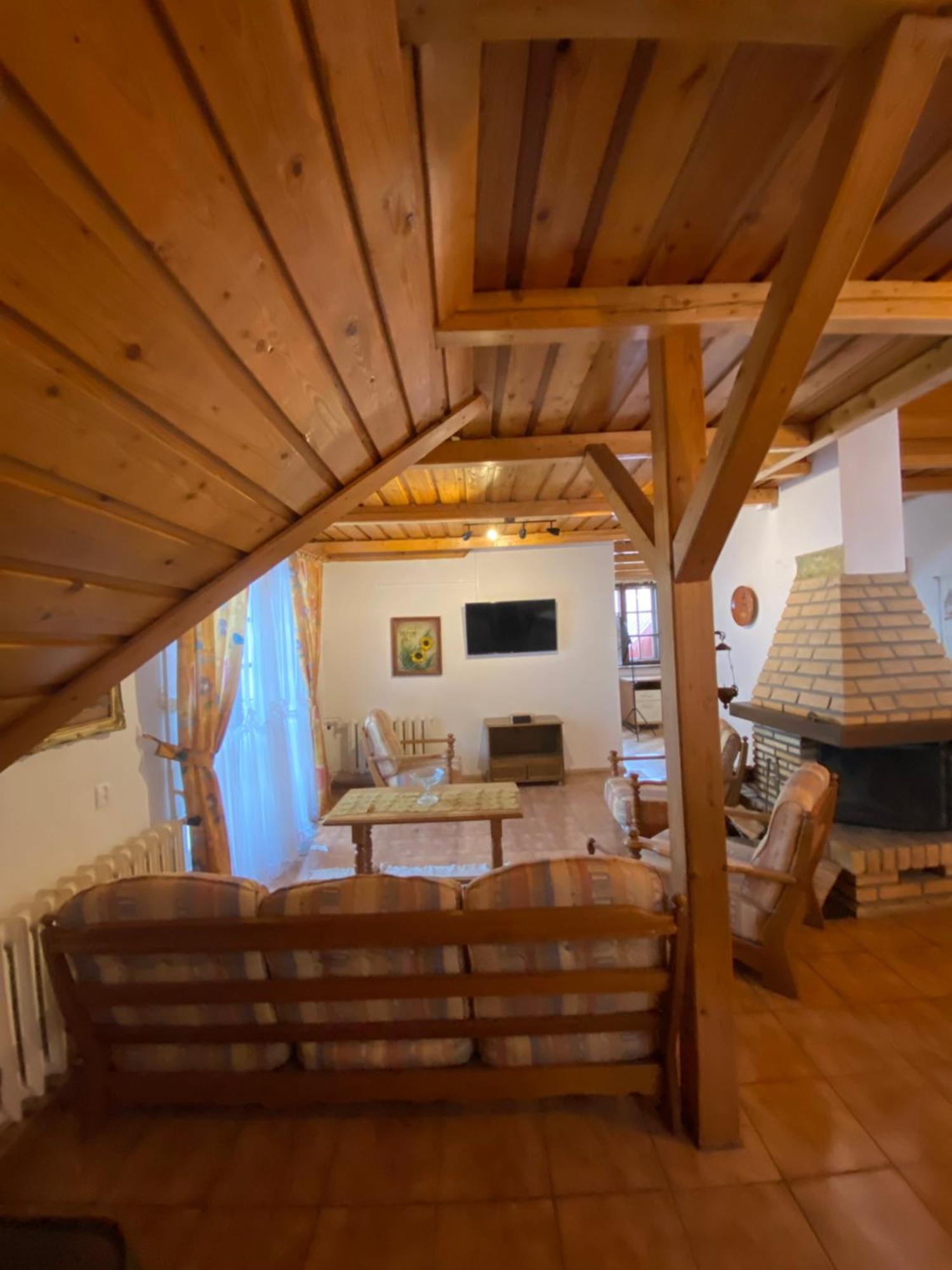 Beskidzka Apartments Суха-Бескидзка Экстерьер фото