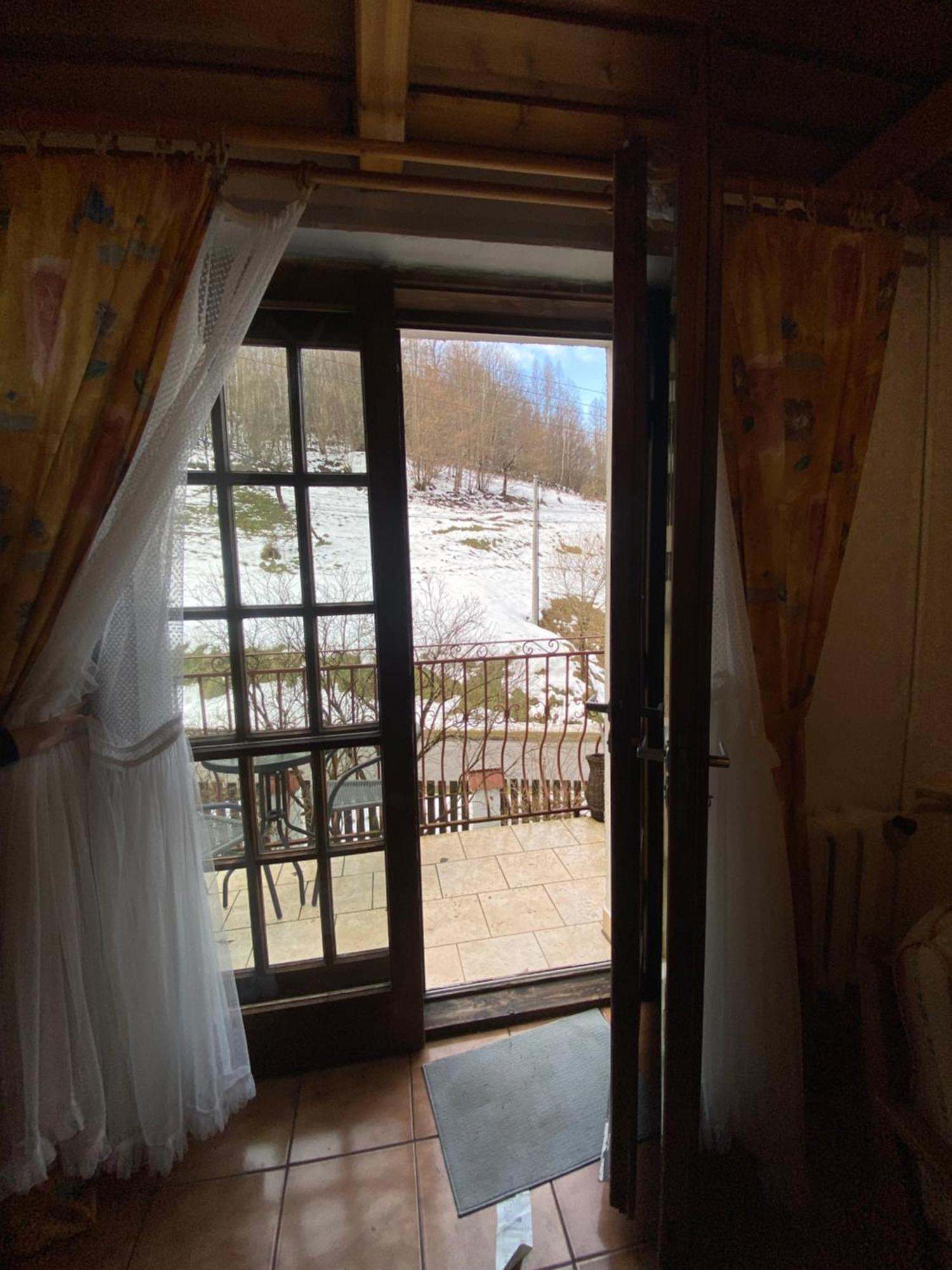 Beskidzka Apartments Суха-Бескидзка Экстерьер фото