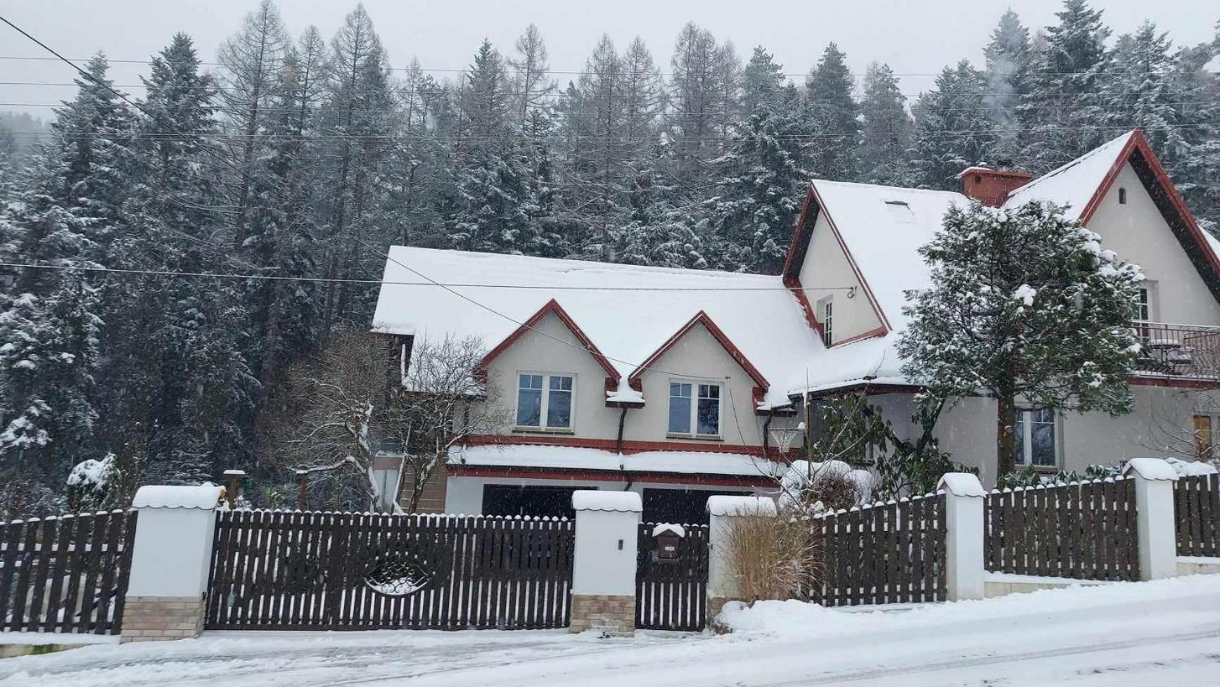 Beskidzka Apartments Суха-Бескидзка Экстерьер фото
